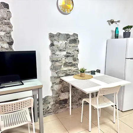 Cozy With Pool Diamantes Daire Los Cristianos (Tenerife)