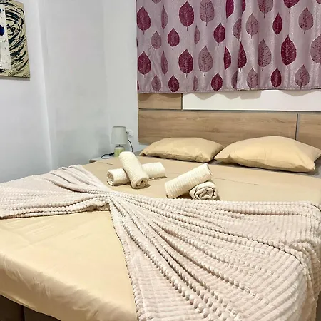 Cozy With Pool Diamantes Apartment